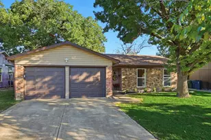 743 Idlewilde Dr, Lewisville, TX 75067 - Photo 1