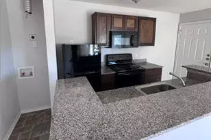 9837 Walnut St, Dallas, TX 75243 - Photo 3