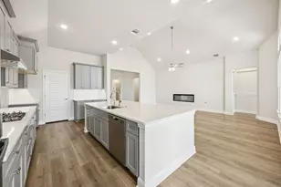 7717 Sheaves Trl, Joshua, TX 76058 - Photo 3