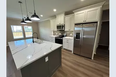 1501 W 6 Th Street, McGregor, TX 76657 - Photo 13