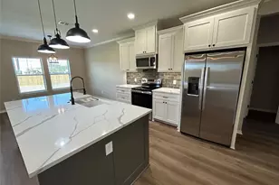 1501 W 6 Th St, McGregor, TX 76657 - Photo 13