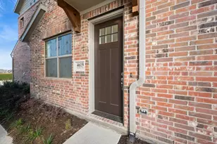 4619 Hawks Trl, Little Elm, TX 75068 - Photo 3