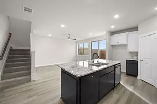 4615 Hawks Trl, Little Elm, TX 75068 - Photo 11