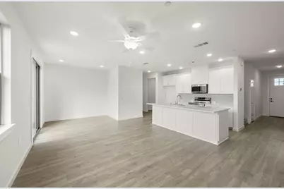 4611 Hawks Trail, Little Elm, TX 75068 - Photo 9