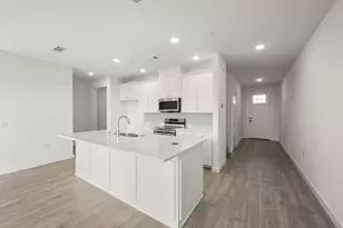 4611 Hawks Trl, Oak Point, TX 75068 - Photo 5