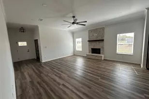 1503 W 6th St, McGregor, TX 76657 - Photo 5