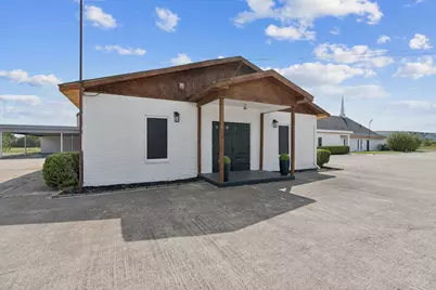 200 E Carr Lane, Duncanville, TX 75116 - Photo 3