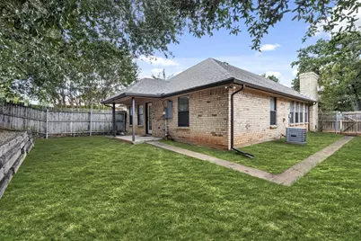 3100 Emerald Street, Bedford, TX 76021 - Photo 17