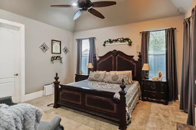 209 N Wickham Street, Alvord, TX 76225 - Photo 21