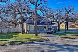 209 N Wickham St, Alvord, TX 76225 - Photo 1