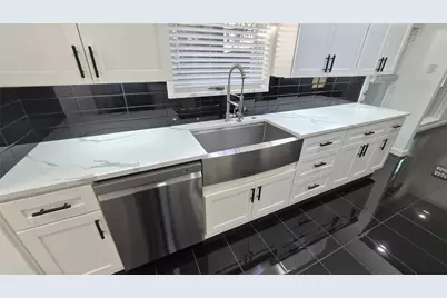 1055 Tipperary Drive, Dallas, TX 75218 - Photo 13