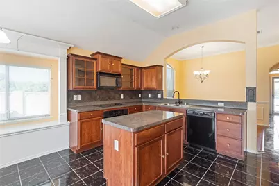 204 Trinity Drive, Lancaster, TX 75146 - Photo 15