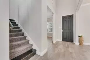 8234 Zoysia Ln, Dallas, TX 75252 - Photo 9