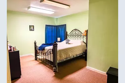 552 E Commerce Street, Fairfield, TX 75840 - Photo 9