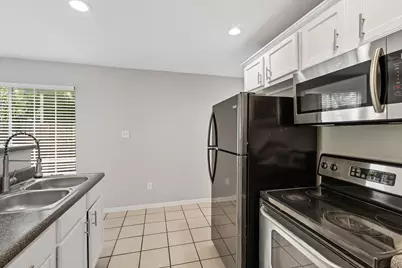 1909 May Street, Fort Worth, TX 76110 - Photo 11