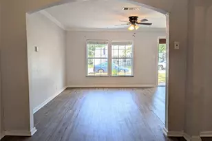 1807 Buck St, Gainesville, TX 76240 - Photo 13