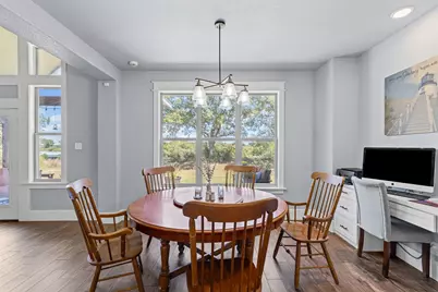 310 Oak Creek Court, Springtown, TX 76082 - Photo 17