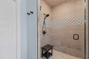 310 Oak Creek Ct, Springtown, TX 76082 - Photo 15