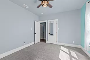 310 Oak Creek Ct, Springtown, TX 76082 - Photo 27