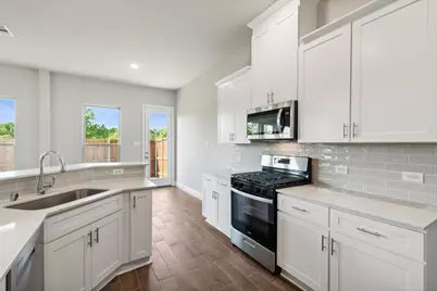 2921 Galveston Street, Plano, TX 75075 - Photo 3