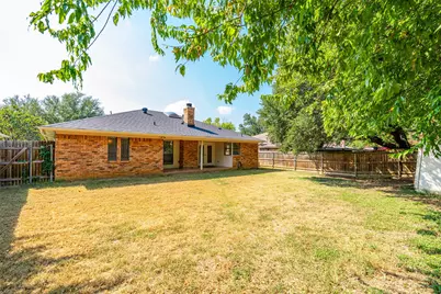 1875 Larkspur Drive, Arlington, TX 76013 - Photo 27