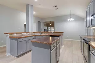 1340 Constance Dr, Fort Worth, TX 76131 - Photo 9