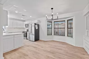 610 Betsy Ross Dr, Arlington, TX 76002 - Photo 3