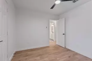 610 Betsy Ross Dr, Arlington, TX 76002 - Photo 19