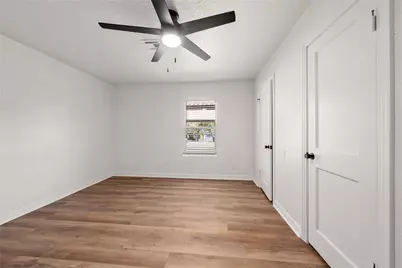 206 E Avenue G, Valley Mills, TX 76689 - Photo 17