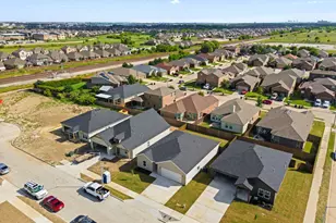 217 Lead Creek Dr, Fort Worth, TX 76131 - Photo 31