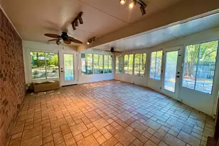 112 N 34th St, Corsicana, TX 75110 - Photo 9