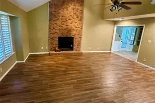 112 N 34th St, Corsicana, TX 75110 - Photo 3