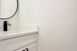 5610 Barkridge Dr, Granbury, TX 76048 - Photo 19