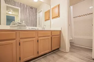 3209 Donnelly Cir, Fort Worth, TX 76107 - Photo 11