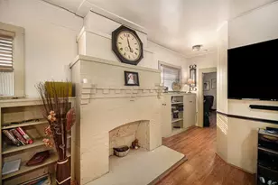 105 E Lone Star Ave, Cleburne, TX 76031 - Photo 5