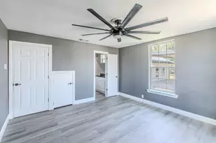 768 Elmwood Dr, Woodway, TX 76712 - Photo 11