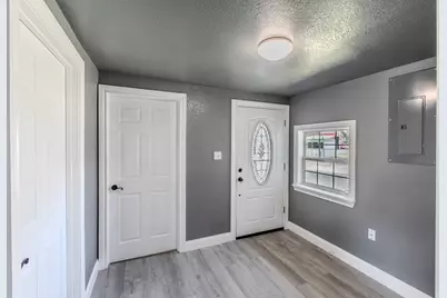 768 Elmwood Drive, Woodway, TX 76712 - Photo 17