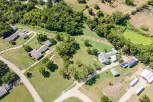 768 Elmwood Dr, Woodway, TX 76712 - Photo 29