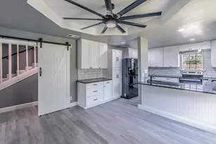 768 Elmwood Dr, Woodway, TX 76712 - Photo 5