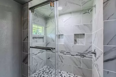 768 Elmwood Drive, Woodway, TX 76712 - Photo 9