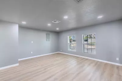 768 Elmwood Drive, Woodway, TX 76712 - Photo 13