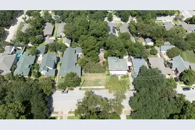 2328 Mistletoe Boulevard, Fort Worth, TX 76110 - Photo 13