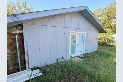 212 Paris Drive, Pottsboro, TX 75076 - Photo 5