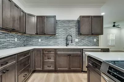 1727 Pear, Dallas, TX 75215 - Photo 5