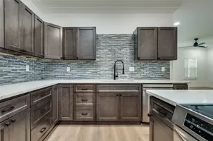 1727 Pear, Dallas, TX 75215 - Photo 5