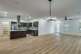 1727 Pear, Dallas, TX 75215 - Photo 3