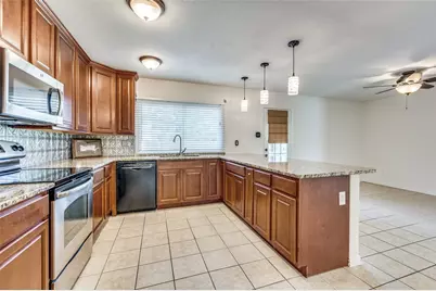 4762 N Colony Boulevard, The Colony, TX 75056 - Photo 11