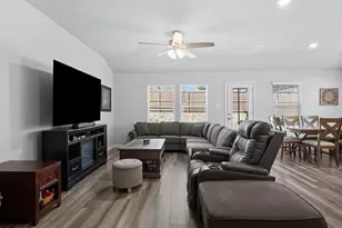 3304 Kingsgarden Rd, Denton, TX 76207 - Photo 19