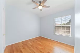 6903 Hawaii Ln, Arlington, TX 76016 - Photo 17