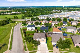 4600 Leslie Ln, Balch Springs, TX 75180 - Photo 3